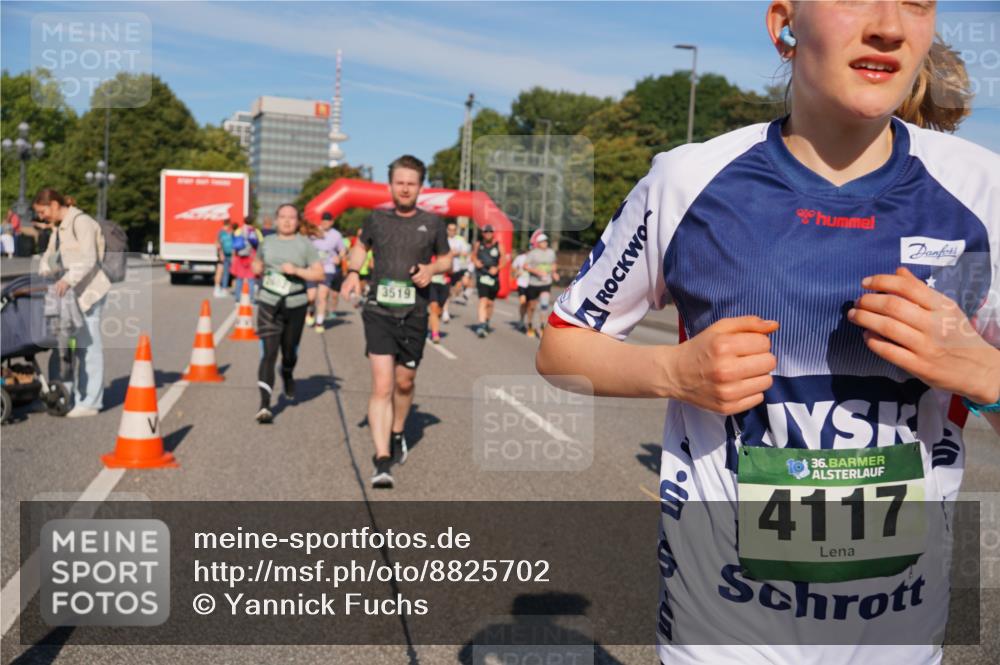 07.09.2025 - BARMER Alsterlauf Yannick Fuchs http://msf.ph/oto/8825702 07.09.2025 10:00:06 Laufen 3519, 36, 4117 meine-sportfotos.de