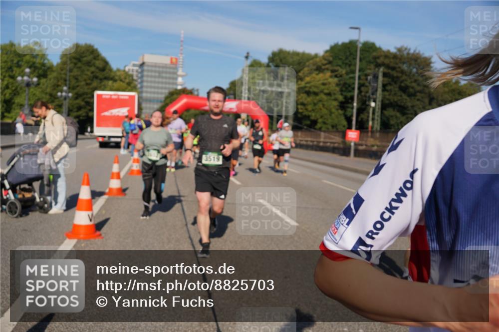 07.09.2025 - BARMER Alsterlauf Yannick Fuchs http://msf.ph/oto/8825703 07.09.2025 10:00:06 Laufen 3519 meine-sportfotos.de
