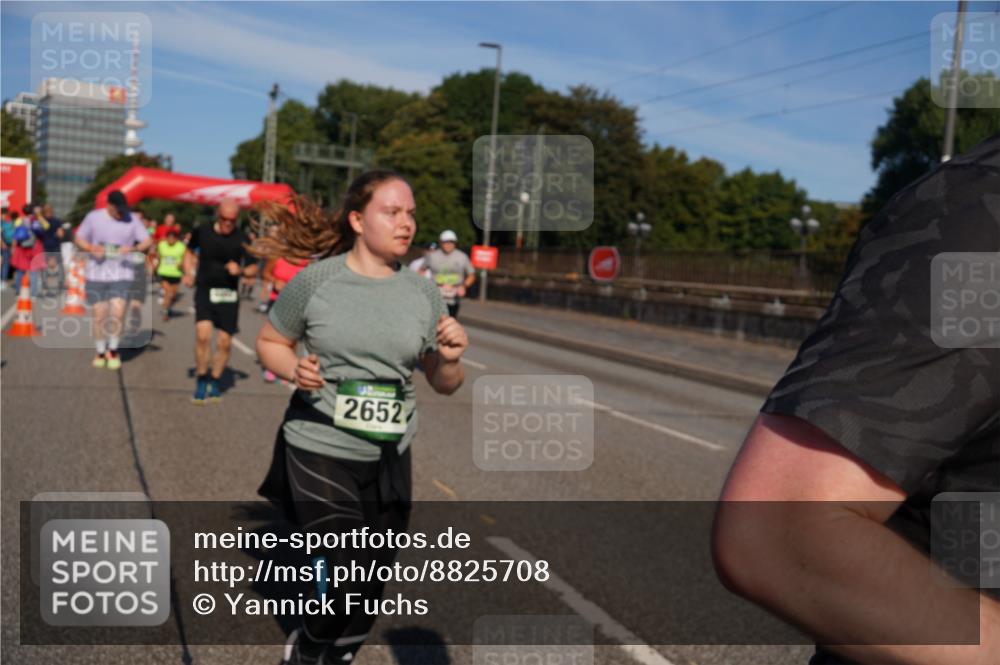 07.09.2025 - BARMER Alsterlauf Yannick Fuchs http://msf.ph/oto/8825708 07.09.2025 10:00:08 Laufen 2652 meine-sportfotos.de