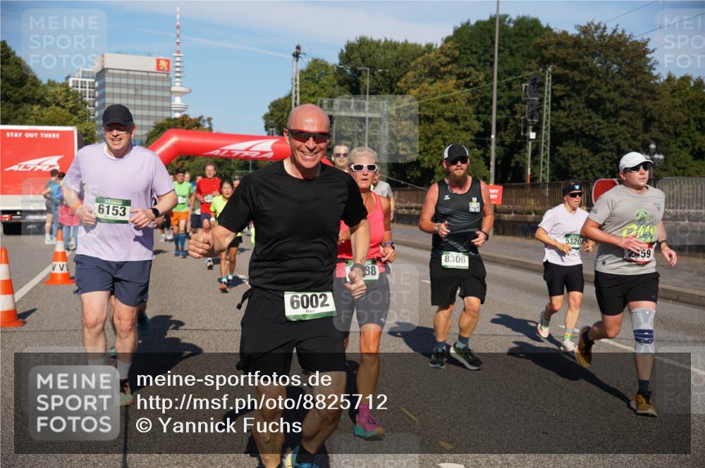 07.09.2025 - BARMER Alsterlauf Yannick Fuchs http://msf.ph/oto/8825712 07.09.2025 10:00:09 Laufen 6153, 6002, 88, 8306, 5320, 59 meine-sportfotos.de