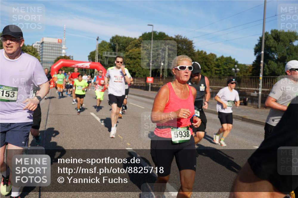 07.09.2025 - BARMER Alsterlauf Yannick Fuchs http://msf.ph/oto/8825718 07.09.2025 10:00:11 Laufen 50, 153, 3832, 06, 5938 meine-sportfotos.de