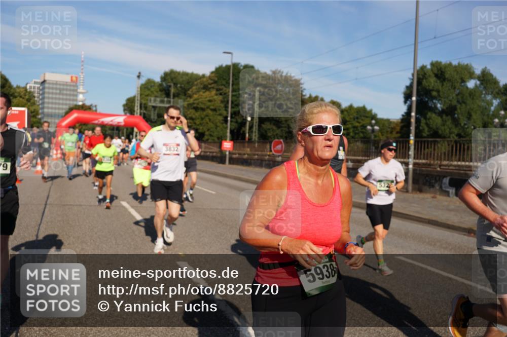 07.09.2025 - BARMER Alsterlauf Yannick Fuchs http://msf.ph/oto/8825720 07.09.2025 10:00:11 Laufen 9, 3832, 5938 meine-sportfotos.de