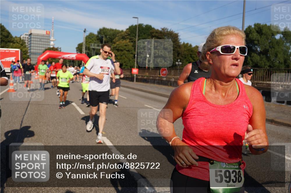 07.09.2025 - BARMER Alsterlauf Yannick Fuchs http://msf.ph/oto/8825722 07.09.2025 10:00:11 Laufen 3832, 36, 5938 meine-sportfotos.de