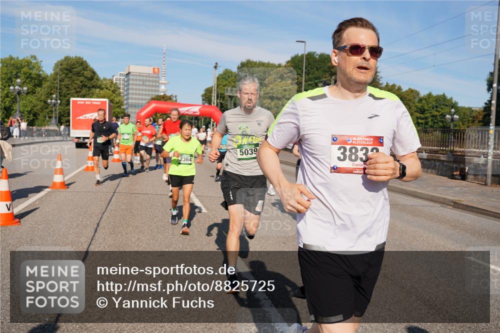07.09.2025 - BARMER Alsterlauf Yannick Fuchs http://msf.ph/oto/8825725 07.09.2025 10:00:12 Laufen 10, 2364, 5039, 1036, 3832 meine-sportfotos.de