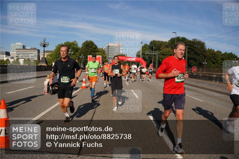07.09.2025 - BARMER Alsterlauf Yannick Fuchs http://msf.ph/oto/8825738 07.09.2025 10:00:15 Laufen 3233, 5236, 3104, 4822, 5 meine-sportfotos.de