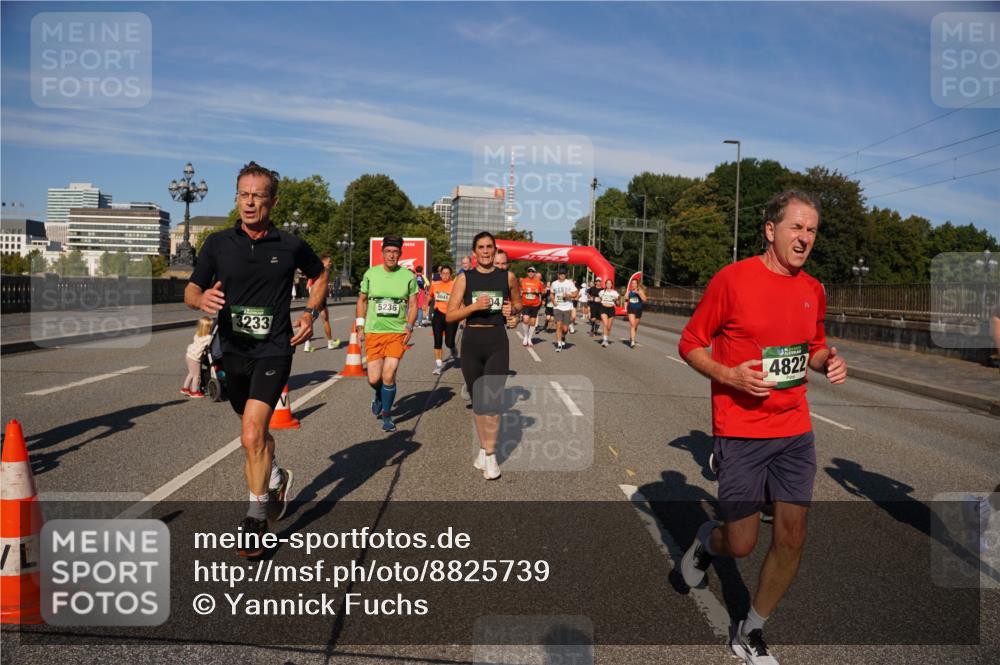 07.09.2025 - BARMER Alsterlauf Yannick Fuchs http://msf.ph/oto/8825739 07.09.2025 10:00:15 Laufen 233, 5236, 8041, 4, 4822 meine-sportfotos.de