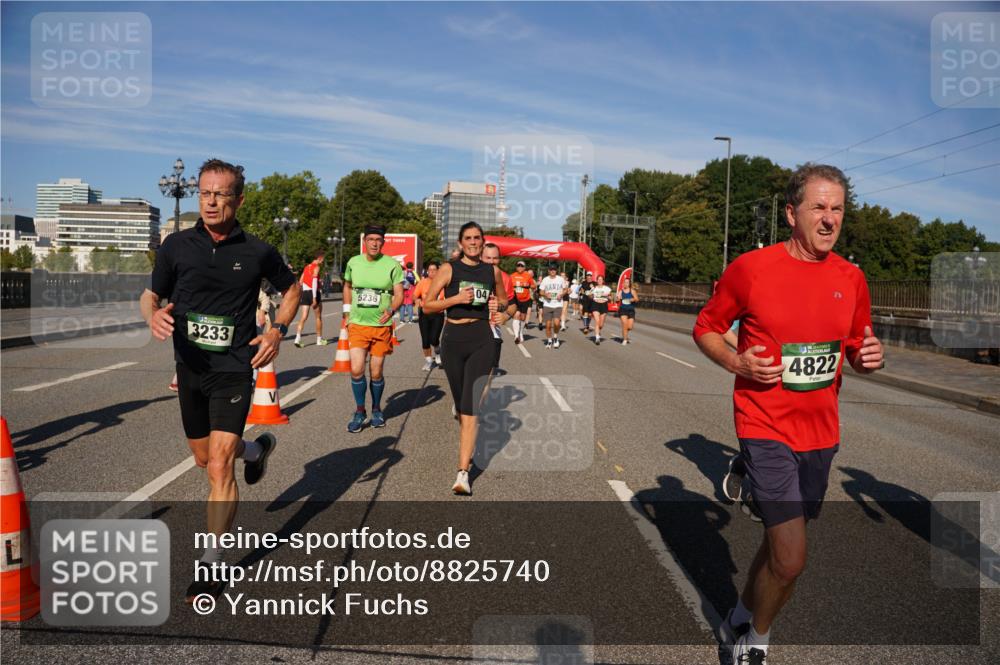 07.09.2025 - BARMER Alsterlauf Yannick Fuchs http://msf.ph/oto/8825740 07.09.2025 10:00:15 Laufen 3233, 04, 5236, 4822 meine-sportfotos.de