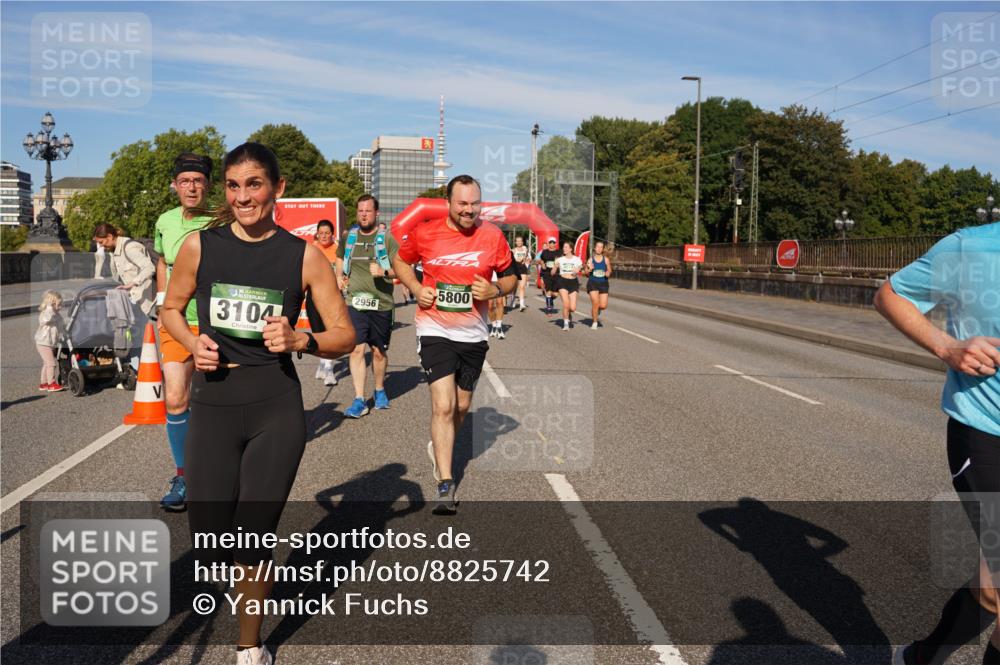 07.09.2025 - BARMER Alsterlauf Yannick Fuchs http://msf.ph/oto/8825742 07.09.2025 10:00:16 Laufen 3104, 2956, 5800 meine-sportfotos.de
