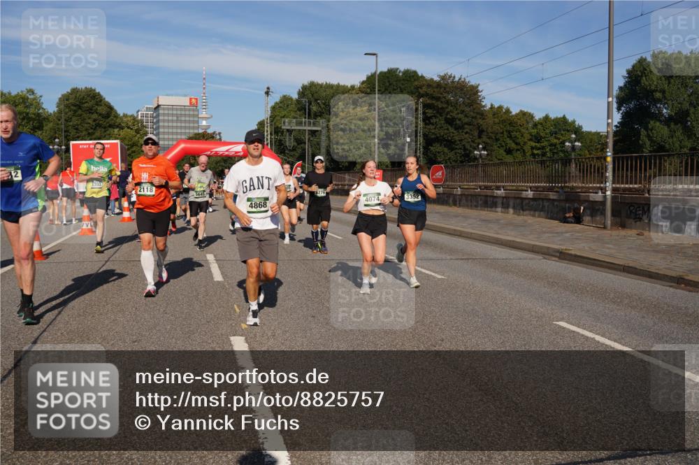 07.09.2025 - BARMER Alsterlauf Yannick Fuchs http://msf.ph/oto/8825757 07.09.2025 10:00:19 Laufen 5303, 2118, 5645, 5279, 4074, 3352, 4868 meine-sportfotos.de