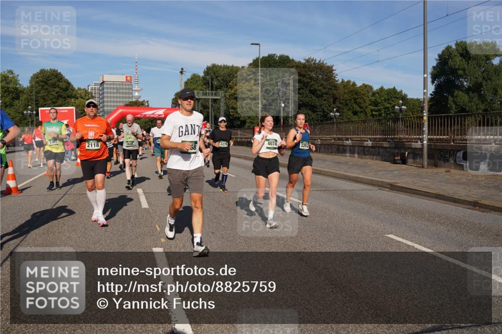 07.09.2025 - BARMER Alsterlauf Yannick Fuchs http://msf.ph/oto/8825759 07.09.2025 10:00:19 Laufen 5303, 5645, 2118, 68, 4074, 6279, 3352 meine-sportfotos.de