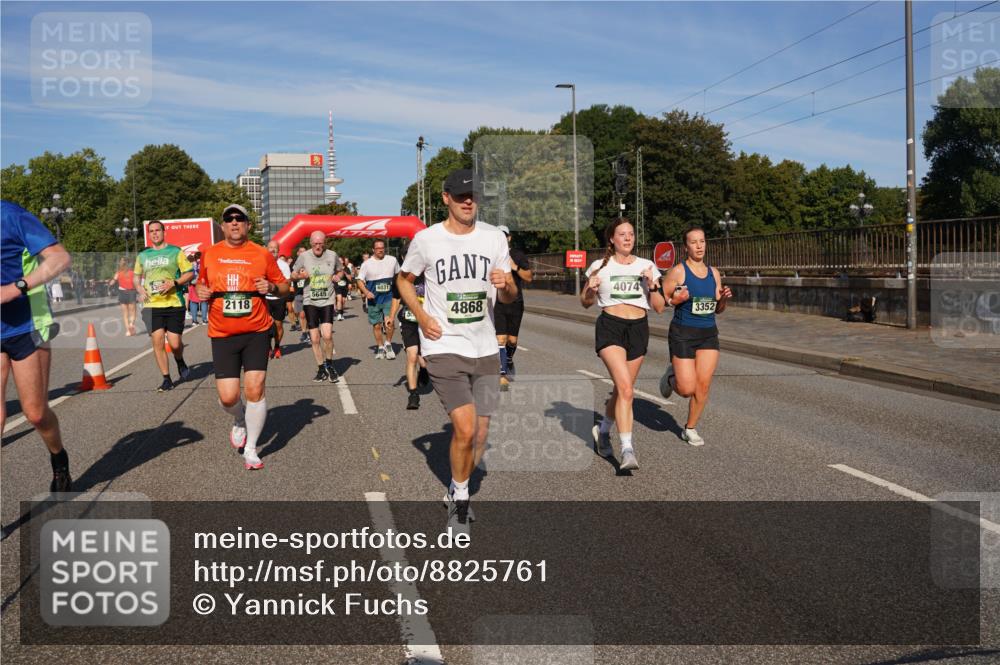 07.09.2025 - BARMER Alsterlauf Yannick Fuchs http://msf.ph/oto/8825761 07.09.2025 10:00:19 Laufen 2118, 5645, 6031, 4074, 4868, 3352 meine-sportfotos.de