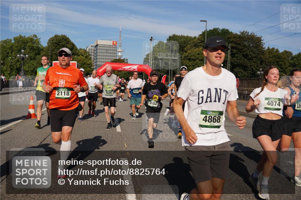 07.09.2025 - BARMER Alsterlauf Yannick Fuchs http://msf.ph/oto/8825764 07.09.2025 10:00:20 Laufen 8019, 2118, 4074, 335, 5645, 6031, 5554, 4868 meine-sportfotos.de