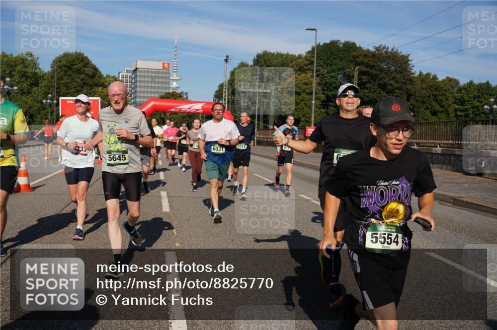 07.09.2025 - BARMER Alsterlauf Yannick Fuchs http://msf.ph/oto/8825770 07.09.2025 10:00:21 Laufen 333, 5645, 3311, 33, 6031, 8177, 36, 5554 meine-sportfotos.de