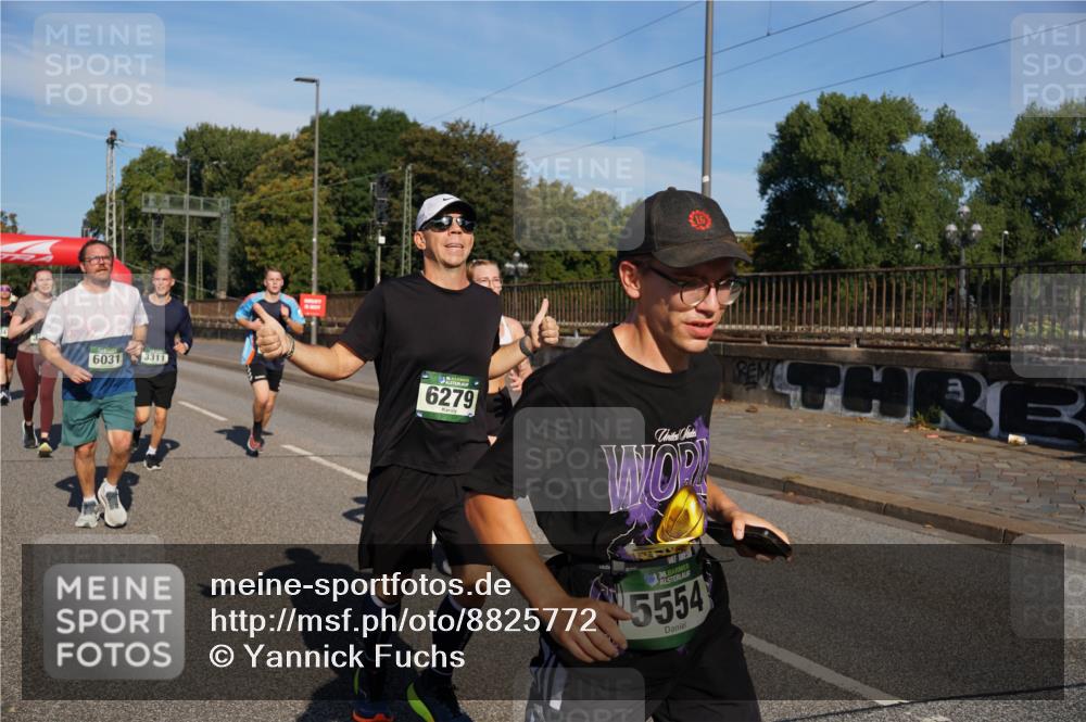 07.09.2025 - BARMER Alsterlauf Yannick Fuchs http://msf.ph/oto/8825772 07.09.2025 10:00:21 Laufen 6031, 3311, 6279, 36, 5554 meine-sportfotos.de