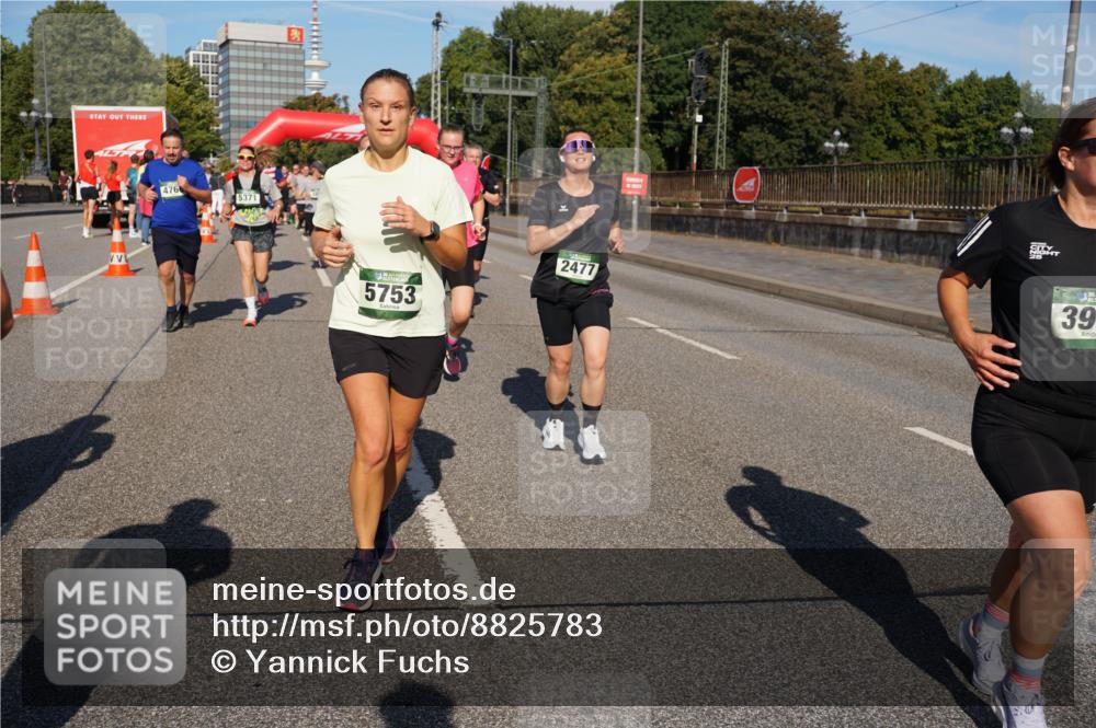 07.09.2025 - BARMER Alsterlauf Yannick Fuchs http://msf.ph/oto/8825783 07.09.2025 10:00:25 Laufen 4766, 5753, 2477, 39 meine-sportfotos.de