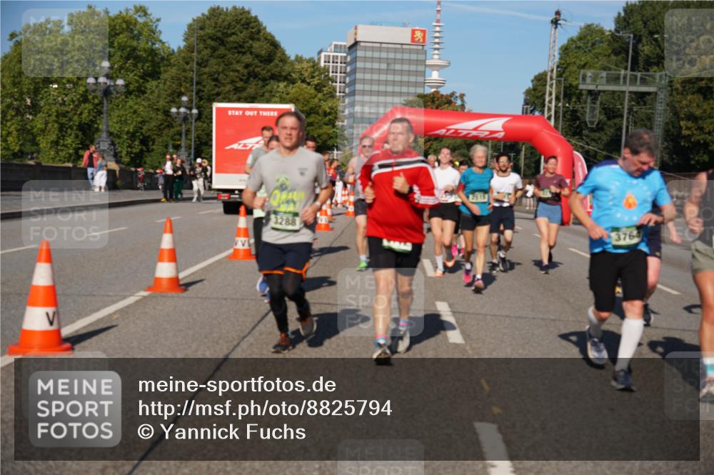 07.09.2025 - BARMER Alsterlauf Yannick Fuchs http://msf.ph/oto/8825794 07.09.2025 10:00:32 Laufen 3288, 3764 meine-sportfotos.de
