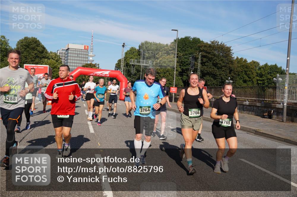 07.09.2025 - BARMER Alsterlauf Yannick Fuchs http://msf.ph/oto/8825796 07.09.2025 10:00:32 Laufen 3288, 2515, 3764, 3766, 3765 meine-sportfotos.de