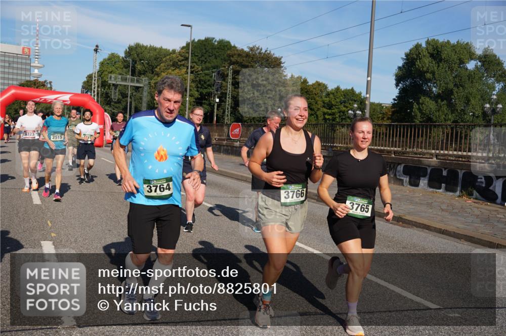 07.09.2025 - BARMER Alsterlauf Yannick Fuchs http://msf.ph/oto/8825801 07.09.2025 10:00:33 Laufen 323, 2515, 3764, 3766, 3765 meine-sportfotos.de