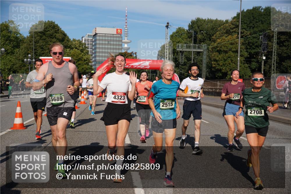 07.09.2025 - BARMER Alsterlauf Yannick Fuchs http://msf.ph/oto/8825809 07.09.2025 10:00:35 Laufen 245, 5689, 4323, 2620, 2515, 271, 2708 meine-sportfotos.de
