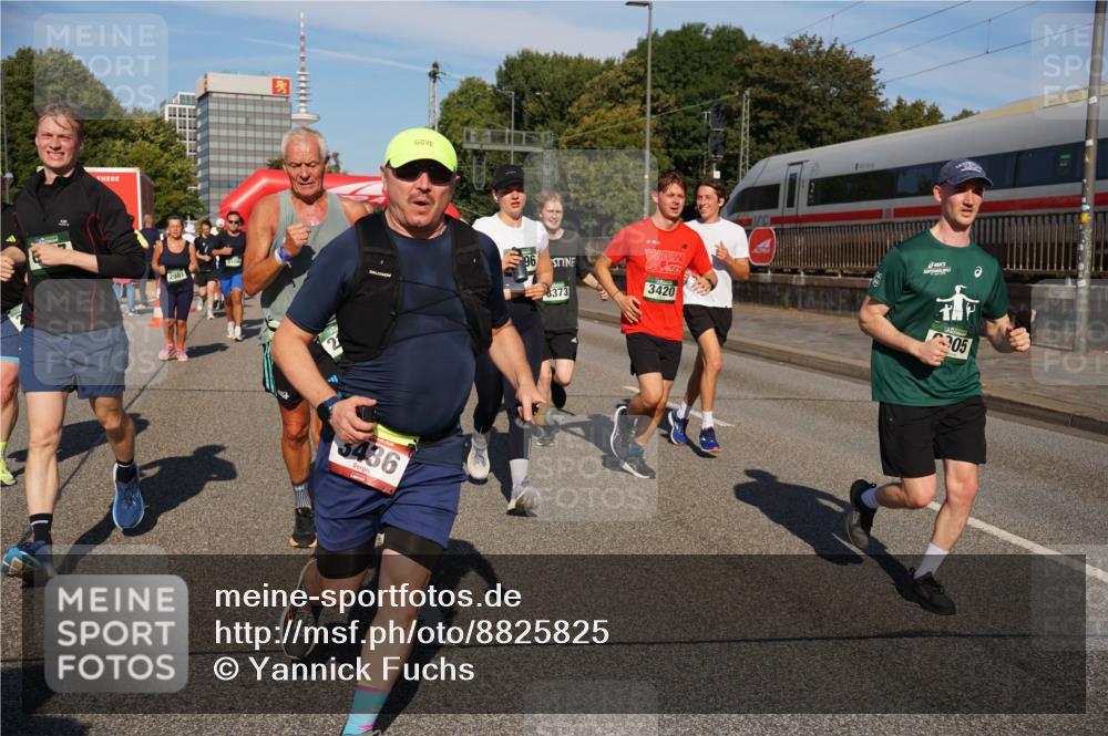 07.09.2025 - BARMER Alsterlauf Yannick Fuchs http://msf.ph/oto/8825825 07.09.2025 10:00:40 Laufen 2981, 3436, 96, 3420, 8373, 305 meine-sportfotos.de