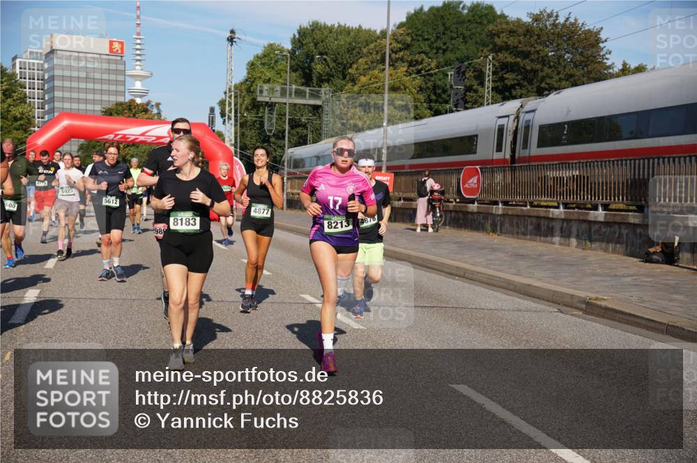 07.09.2025 - BARMER Alsterlauf Yannick Fuchs http://msf.ph/oto/8825836 07.09.2025 10:00:45 Laufen 600, 8179, 5923, 5612, 4877, 8183, 98, 17, 8213, 4870 meine-sportfotos.de