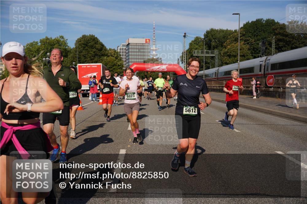 07.09.2025 - BARMER Alsterlauf Yannick Fuchs http://msf.ph/oto/8825850 07.09.2025 10:00:48 Laufen 3960, 8179, 5923, 5612, 2644 meine-sportfotos.de