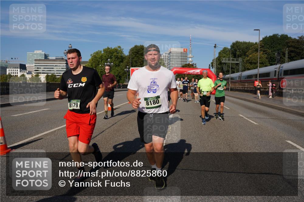 07.09.2025 - BARMER Alsterlauf Yannick Fuchs http://msf.ph/oto/8825860 07.09.2025 10:00:51 Laufen 8179, 8180, 211, 2709 meine-sportfotos.de