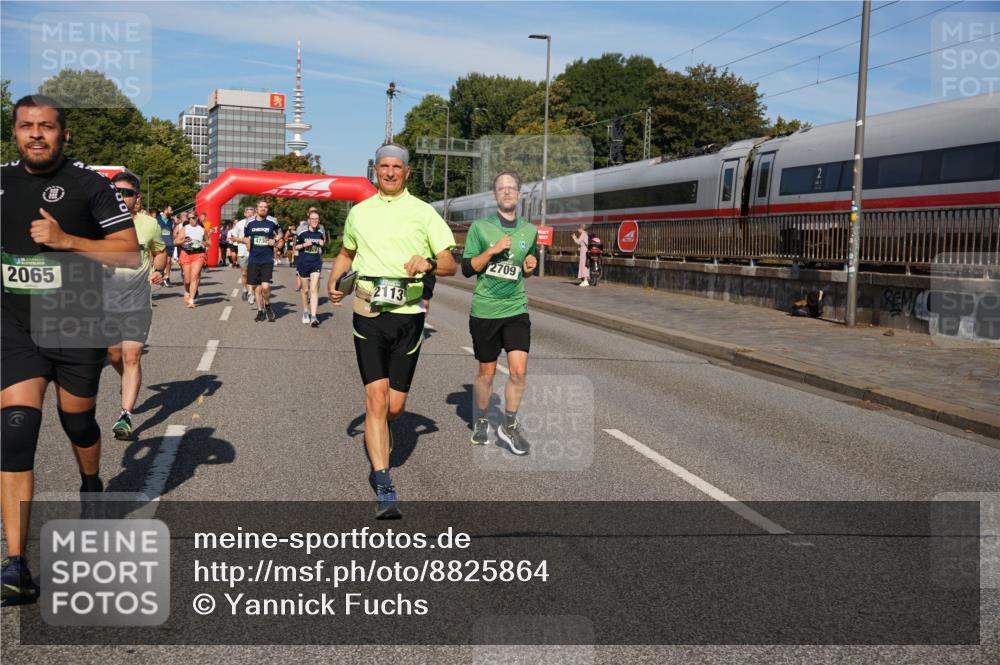 07.09.2025 - BARMER Alsterlauf Yannick Fuchs http://msf.ph/oto/8825864 07.09.2025 10:00:52 Laufen 2065, 2113, 2709 meine-sportfotos.de
