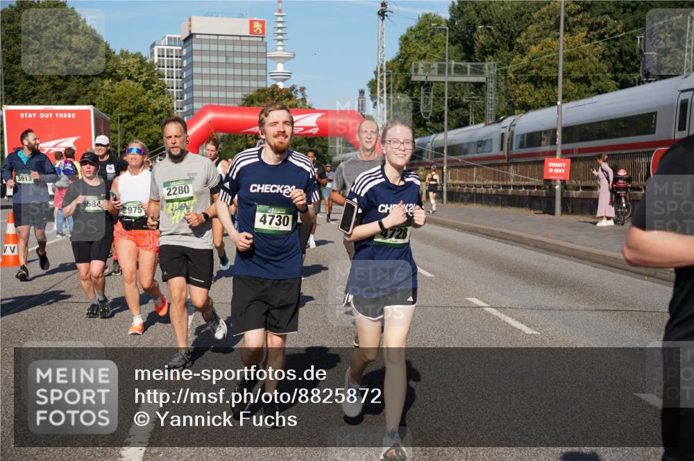 07.09.2025 - BARMER Alsterlauf Yannick Fuchs http://msf.ph/oto/8825872 07.09.2025 10:00:56 Laufen 3913, 5684, 2280, 24, 2975, 4730, 2, 4728 meine-sportfotos.de