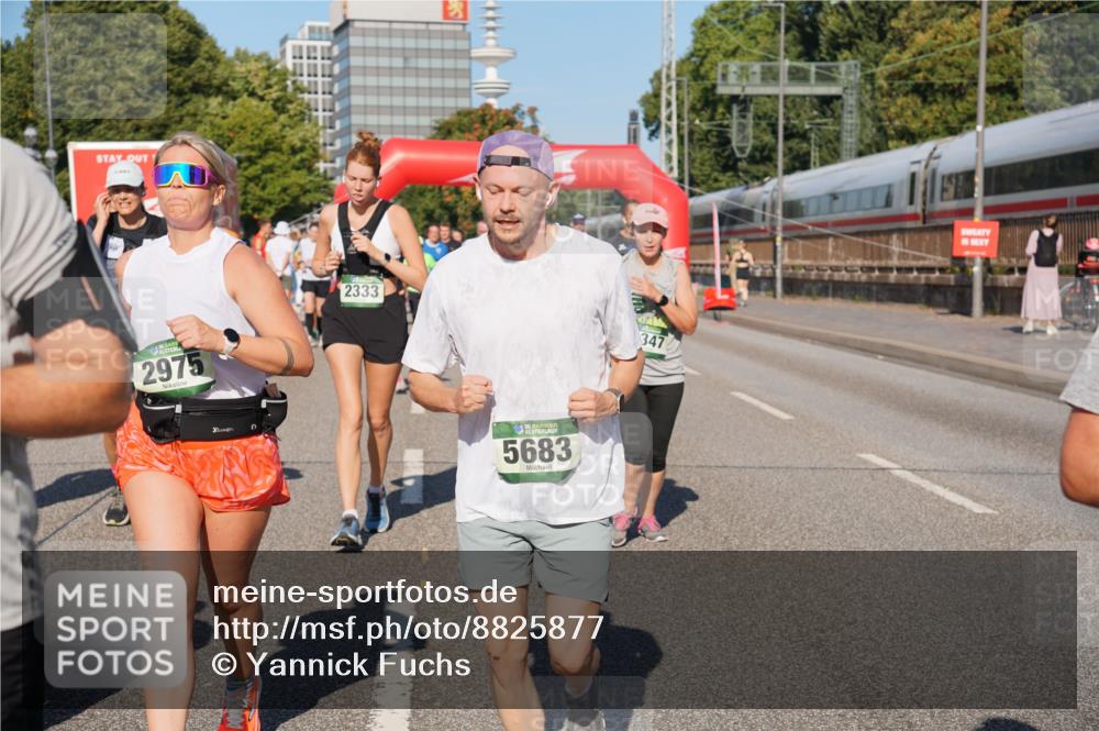07.09.2025 - BARMER Alsterlauf Yannick Fuchs http://msf.ph/oto/8825877 07.09.2025 10:00:58 Laufen 1, 2975, 2333, 36, 5683, 347 meine-sportfotos.de