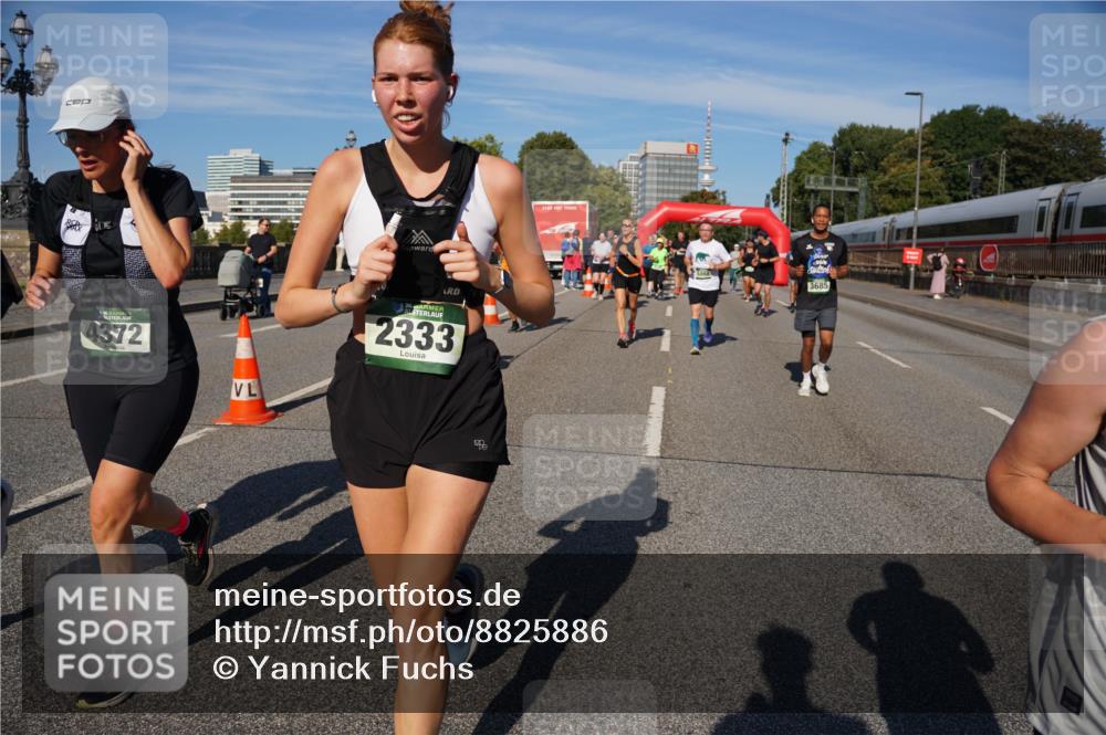 07.09.2025 - BARMER Alsterlauf Yannick Fuchs http://msf.ph/oto/8825886 07.09.2025 10:01:00 Laufen 4372, 36, 2333, 3685 meine-sportfotos.de
