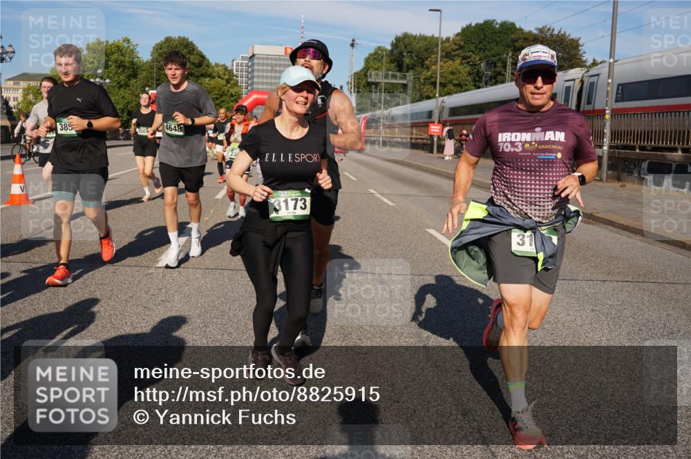 07.09.2025 - BARMER Alsterlauf Yannick Fuchs http://msf.ph/oto/8825915 07.09.2025 10:01:08 Laufen 385, 3507, 4648, 70, 3, 3173, 31 meine-sportfotos.de