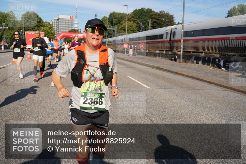 07.09.2025 - BARMER Alsterlauf Yannick Fuchs http://msf.ph/oto/8825924 07.09.2025 10:01:11 Laufen 4929, 5596, 1036, 2366 meine-sportfotos.de