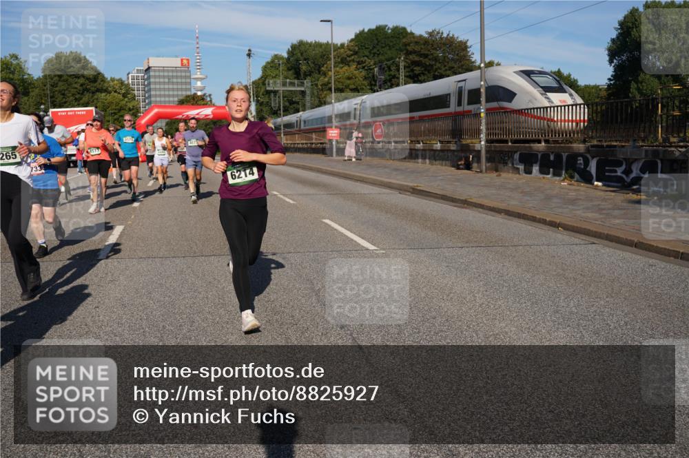07.09.2025 - BARMER Alsterlauf Yannick Fuchs http://msf.ph/oto/8825927 07.09.2025 10:01:12 Laufen 265, 4513, 5578, 4073, 6214 meine-sportfotos.de