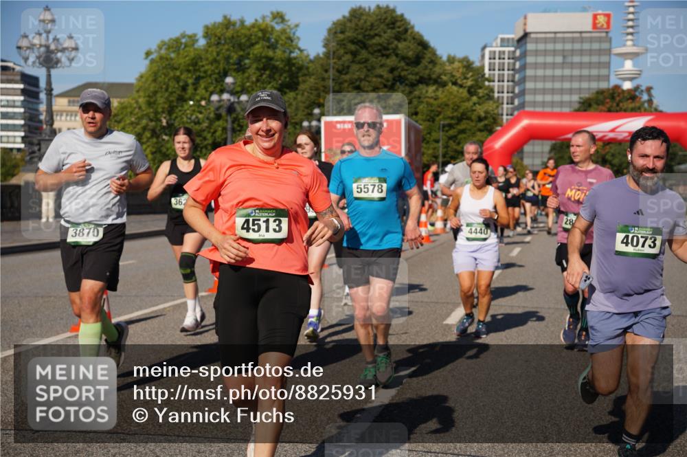 07.09.2025 - BARMER Alsterlauf Yannick Fuchs http://msf.ph/oto/8825931 07.09.2025 10:01:14 Laufen 3870, 362, 35, 4513, 5578, 4440, 28, 4073 meine-sportfotos.de