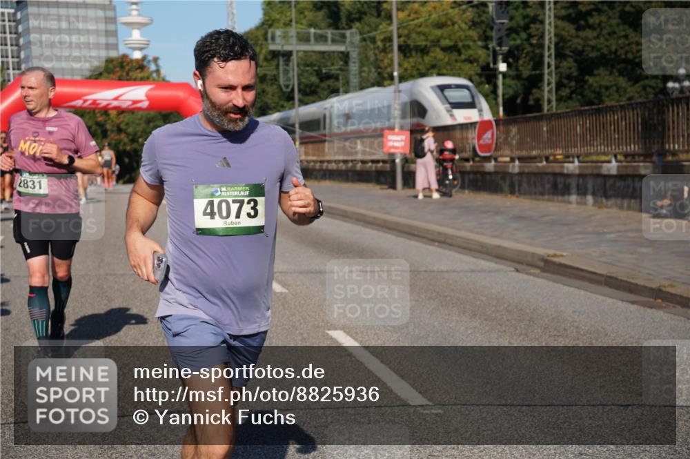 07.09.2025 - BARMER Alsterlauf Yannick Fuchs http://msf.ph/oto/8825936 07.09.2025 10:01:15 Laufen 2831, 36, 4073 meine-sportfotos.de