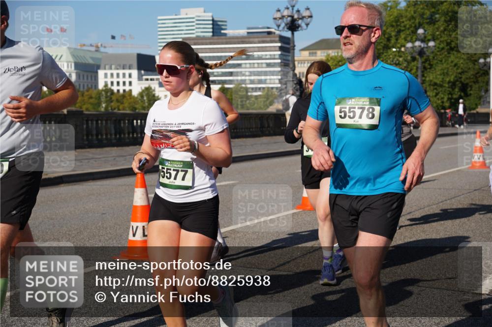 07.09.2025 - BARMER Alsterlauf Yannick Fuchs http://msf.ph/oto/8825938 07.09.2025 10:01:16 Laufen 17, 23, 5577, 36, 5578 meine-sportfotos.de
