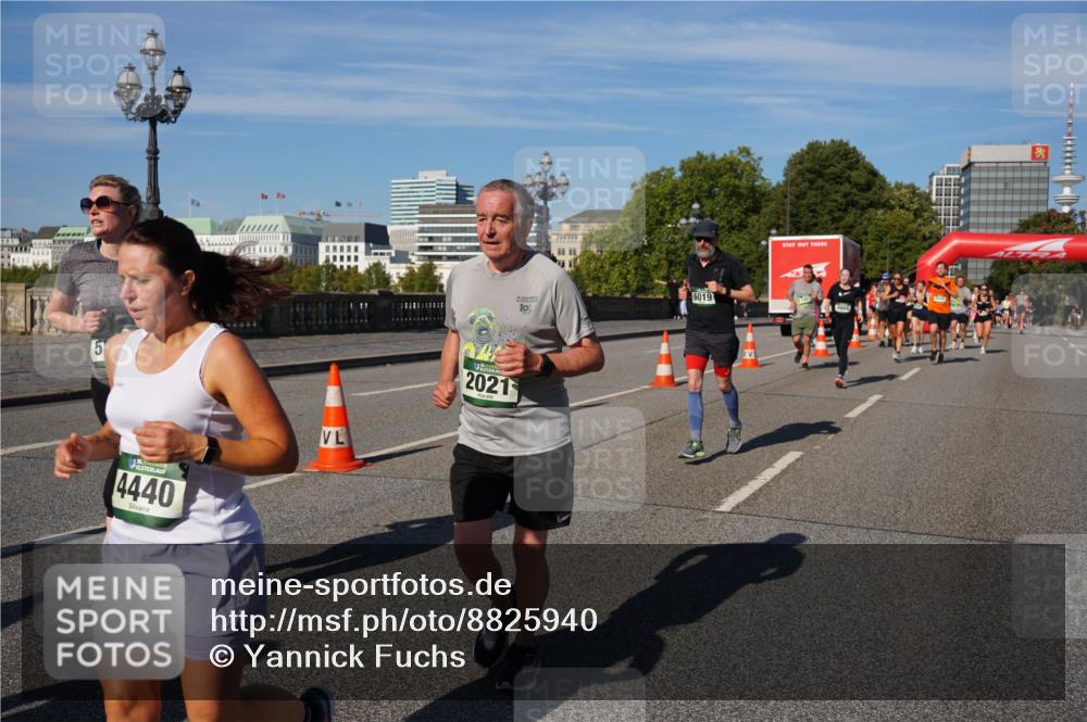 07.09.2025 - BARMER Alsterlauf Yannick Fuchs http://msf.ph/oto/8825940 07.09.2025 10:01:18 Laufen 4440, 2021, 10, 6019 meine-sportfotos.de