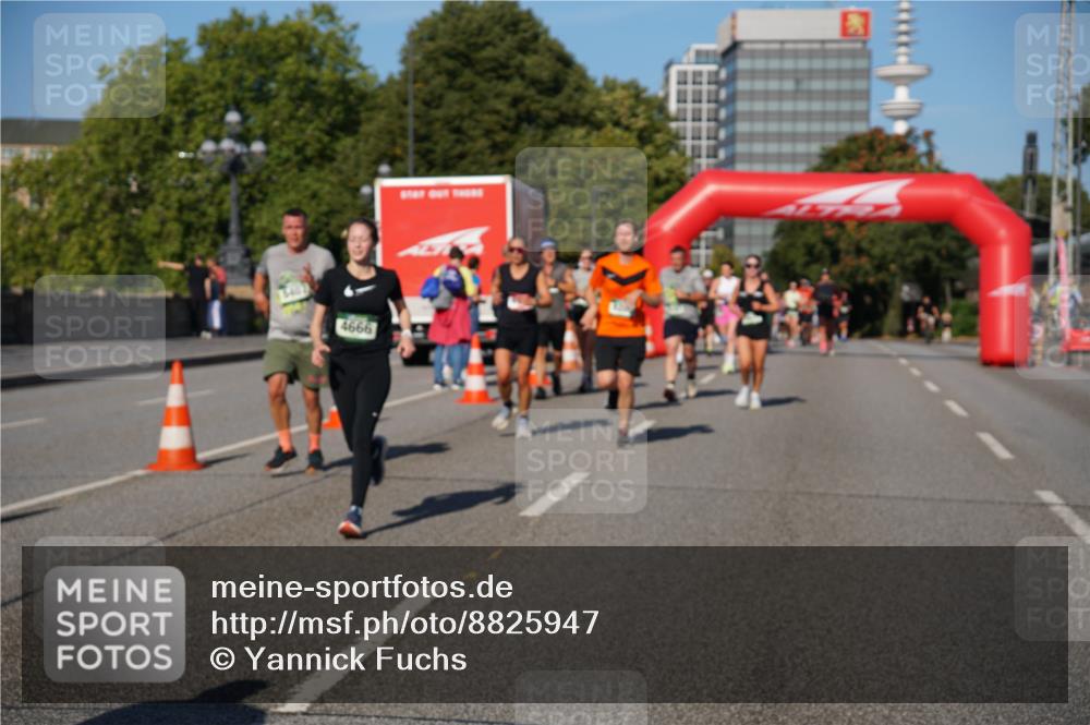 07.09.2025 - BARMER Alsterlauf Yannick Fuchs http://msf.ph/oto/8825947 07.09.2025 10:01:20 Laufen 540, 4666 meine-sportfotos.de
