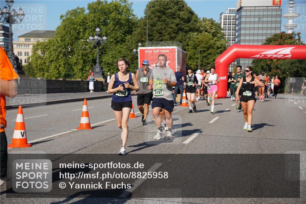 07.09.2025 - BARMER Alsterlauf Yannick Fuchs http://msf.ph/oto/8825958 07.09.2025 10:01:24 Laufen 520, 4775, 3187, 3594, 3671 meine-sportfotos.de