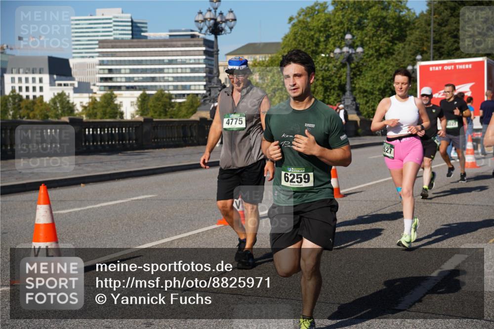 07.09.2025 - BARMER Alsterlauf Yannick Fuchs http://msf.ph/oto/8825971 07.09.2025 10:01:29 Laufen 4775, 6259, 527 meine-sportfotos.de