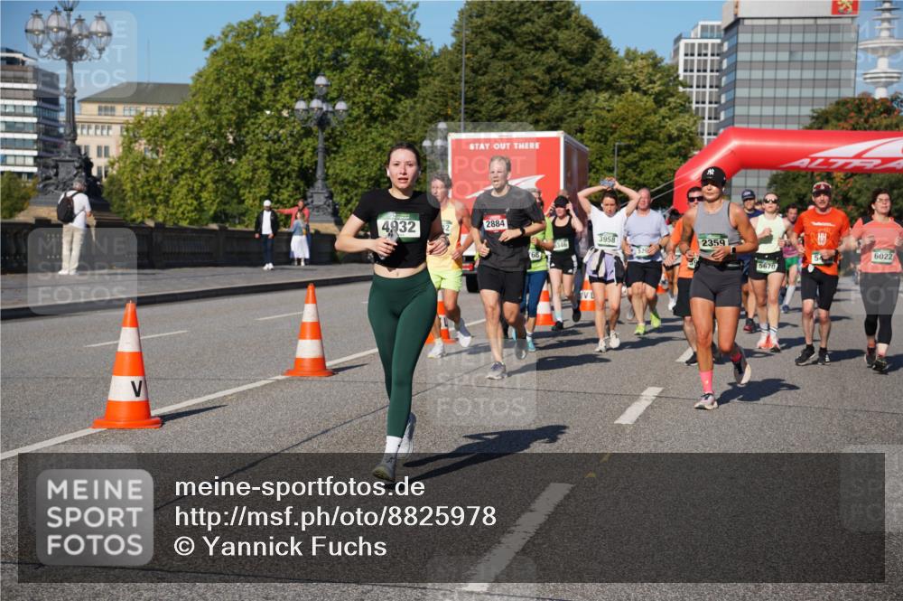 07.09.2025 - BARMER Alsterlauf Yannick Fuchs http://msf.ph/oto/8825978 07.09.2025 10:01:34 Laufen 4932, 2884, 3958, 2359, 68, 54, 6022, 5670 meine-sportfotos.de