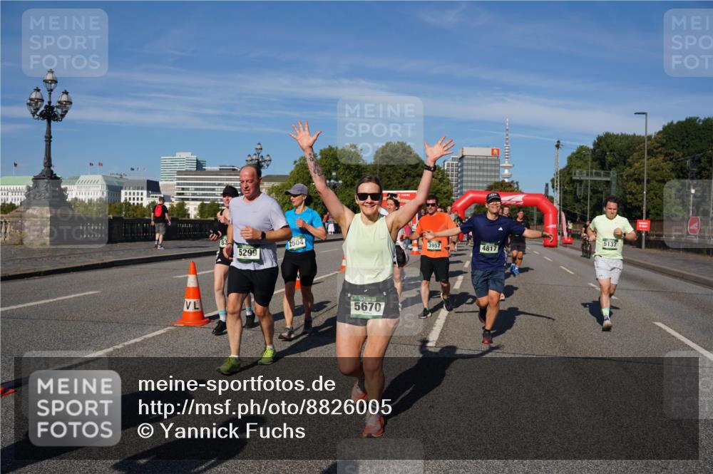 07.09.2025 - BARMER Alsterlauf Yannick Fuchs http://msf.ph/oto/8826005 07.09.2025 10:01:40 Laufen 5299, 2504, 5670, 5137, 3957, 4817 meine-sportfotos.de