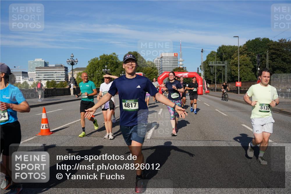 07.09.2025 - BARMER Alsterlauf Yannick Fuchs http://msf.ph/oto/8826012 07.09.2025 10:01:41 Laufen 04, 8484, 30, 4817, 8056, 5137 meine-sportfotos.de