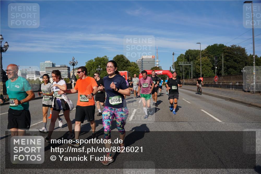 07.09.2025 - BARMER Alsterlauf Yannick Fuchs http://msf.ph/oto/8826021 07.09.2025 10:01:42 Laufen 48, 8485, 395, 3957, 8056, 2163, 2753 meine-sportfotos.de