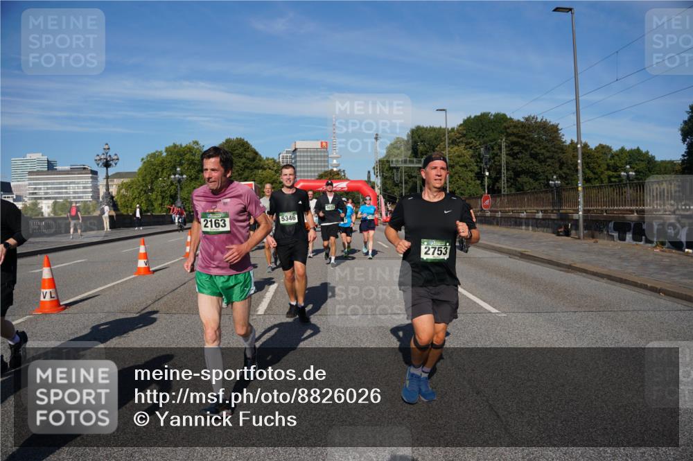 07.09.2025 - BARMER Alsterlauf Yannick Fuchs http://msf.ph/oto/8826026 07.09.2025 10:01:44 Laufen 2163, 5346, 2753 meine-sportfotos.de