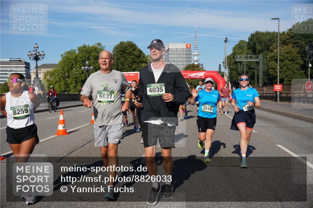 07.09.2025 - BARMER Alsterlauf Yannick Fuchs http://msf.ph/oto/8826033 07.09.2025 10:01:46 Laufen 19, 8259, 5627, 588, 4035, 2018 meine-sportfotos.de