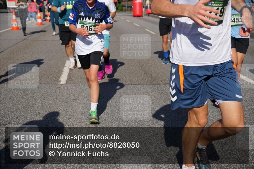 07.09.2025 - BARMER Alsterlauf Yannick Fuchs http://msf.ph/oto/8826050 07.09.2025 10:01:51 Laufen 2925, 8, 246, 36, 9, 453 meine-sportfotos.de