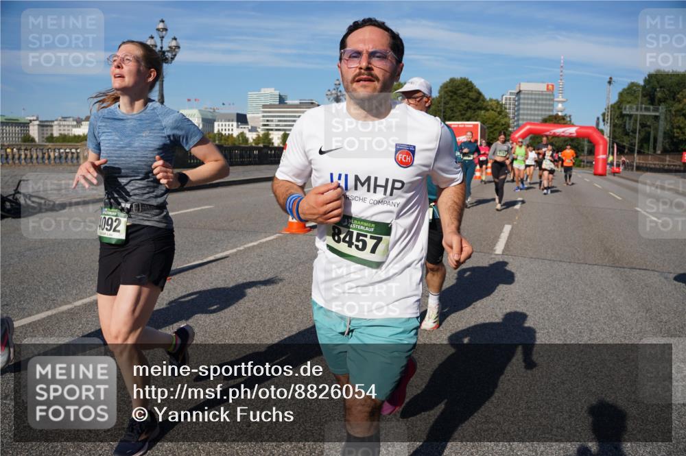 07.09.2025 - BARMER Alsterlauf Yannick Fuchs http://msf.ph/oto/8826054 07.09.2025 10:01:53 Laufen 570, 4092, 36, 8457 meine-sportfotos.de