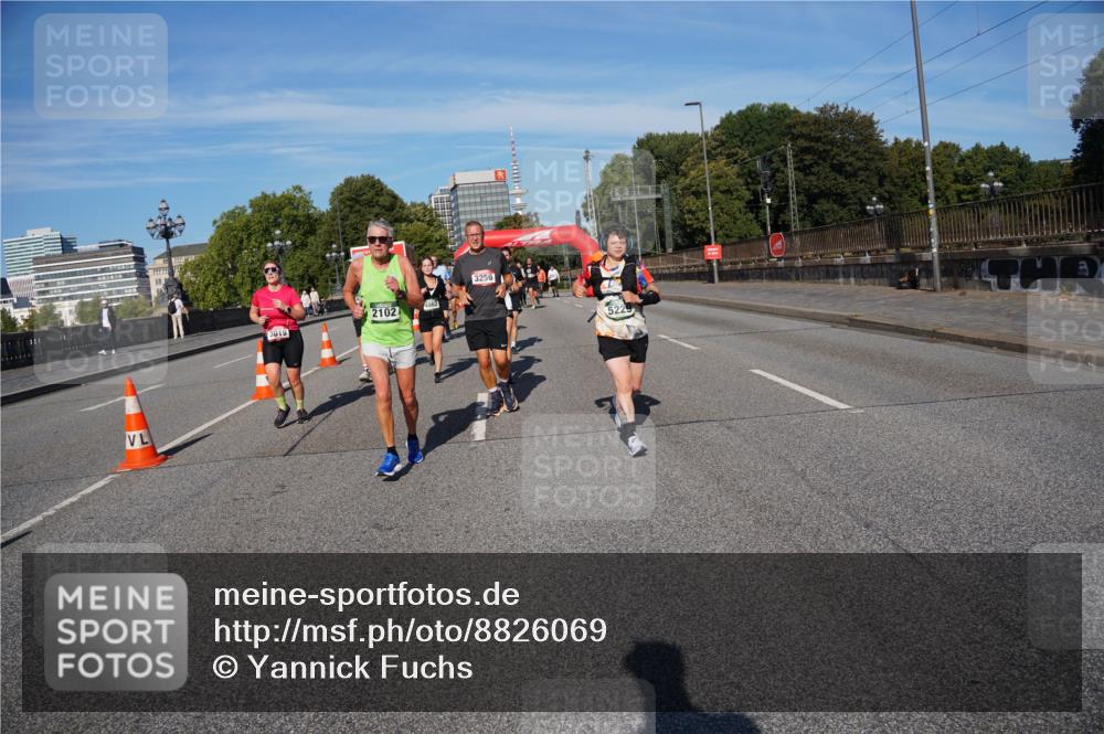07.09.2025 - BARMER Alsterlauf Yannick Fuchs http://msf.ph/oto/8826069 07.09.2025 10:01:57 Laufen 3019, 2102, 3256, 5229 meine-sportfotos.de